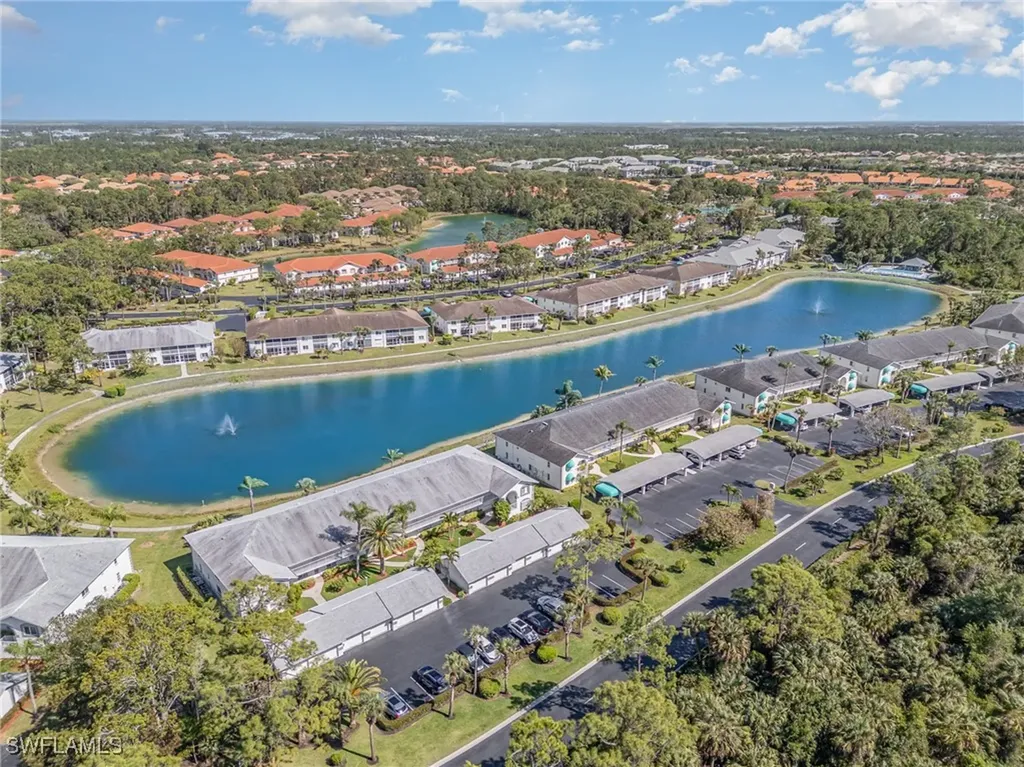 484 Belina Drive Naples FL 34104