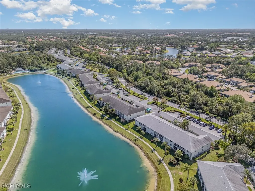 484 Belina Drive Naples FL 34104