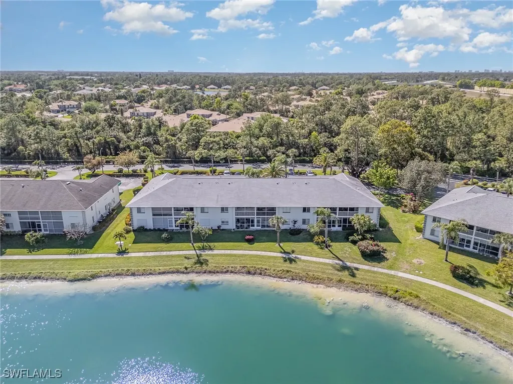 484 Belina Drive Naples FL 34104