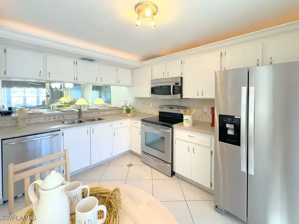 4085 Northlight Drive Naples FL 34112
