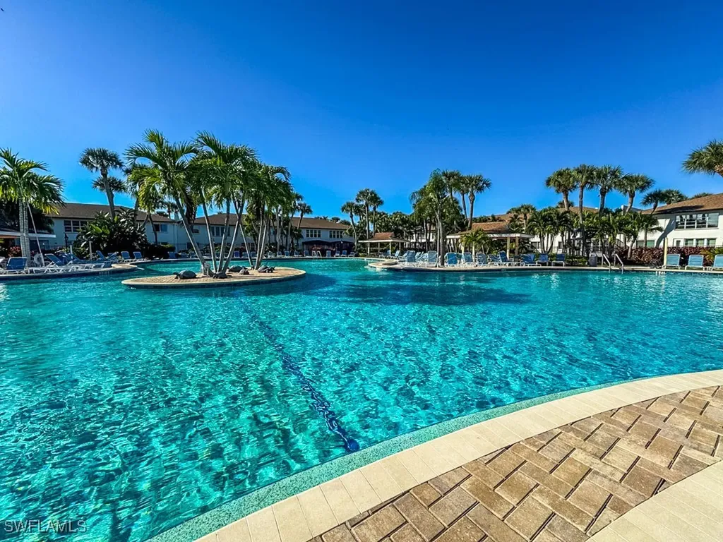 4085 Northlight Drive Naples FL 34112