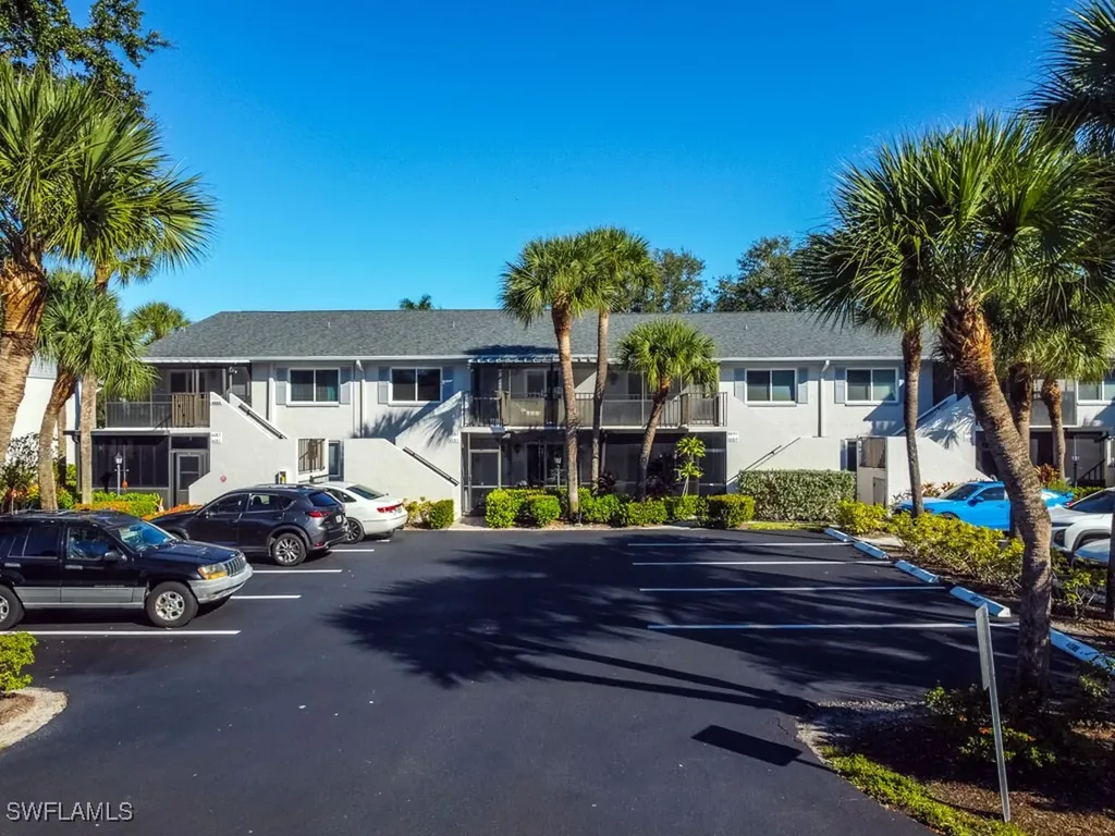4085 Northlight Drive Naples FL 34112