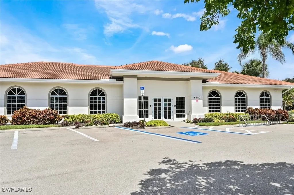 6850 Sterling Greens Drive Naples FL 34104
