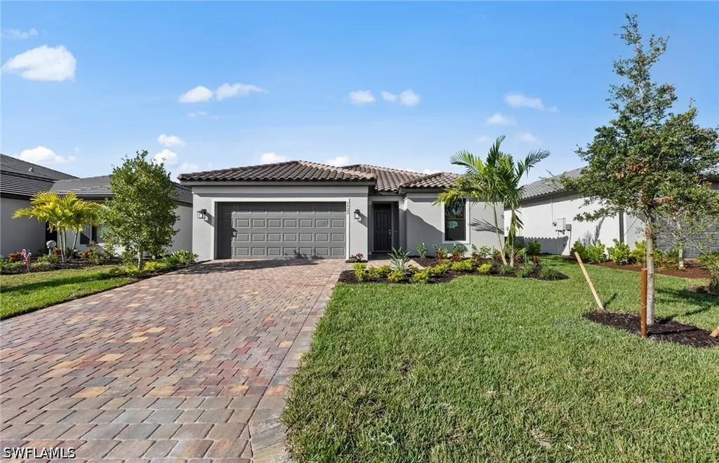 3922 E Hampton Circle Alva FL 33920