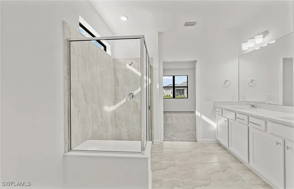 3922 E Hampton Circle Alva FL 33920