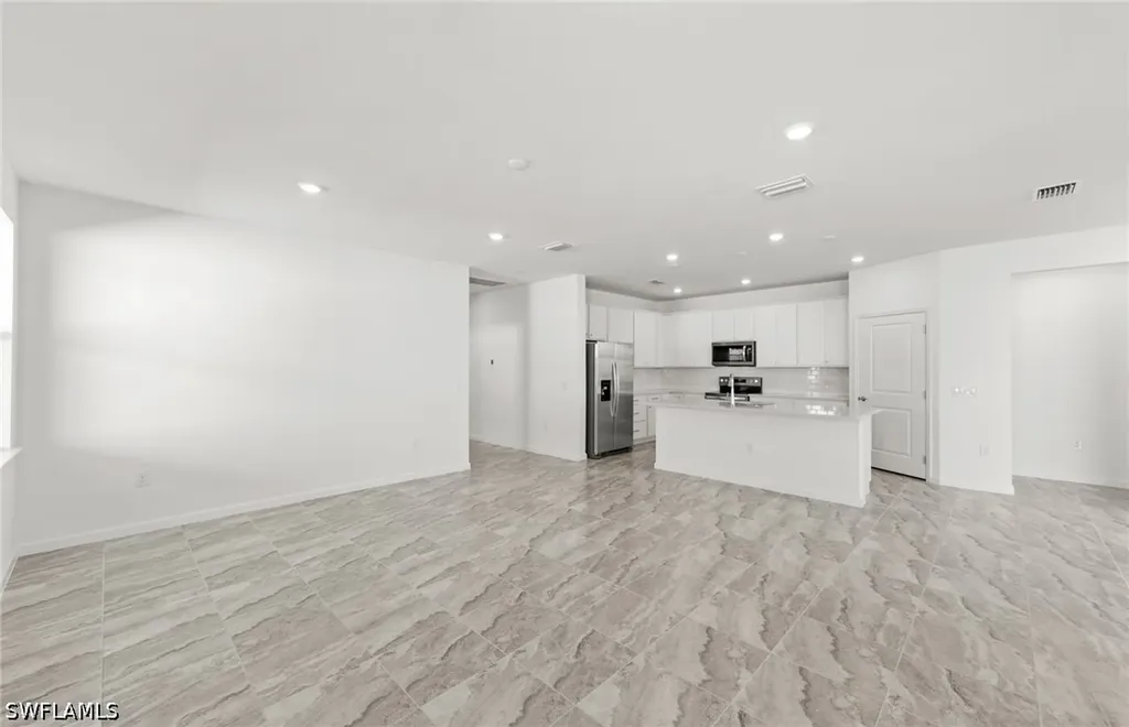 3922 E Hampton Circle Alva FL 33920
