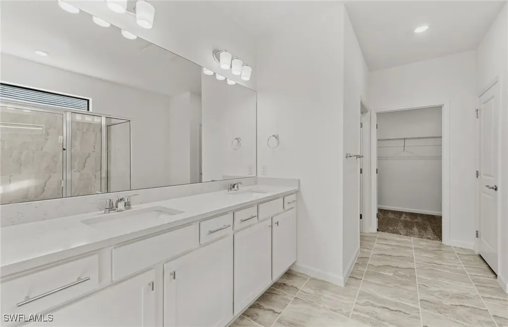 3922 E Hampton Circle Alva FL 33920