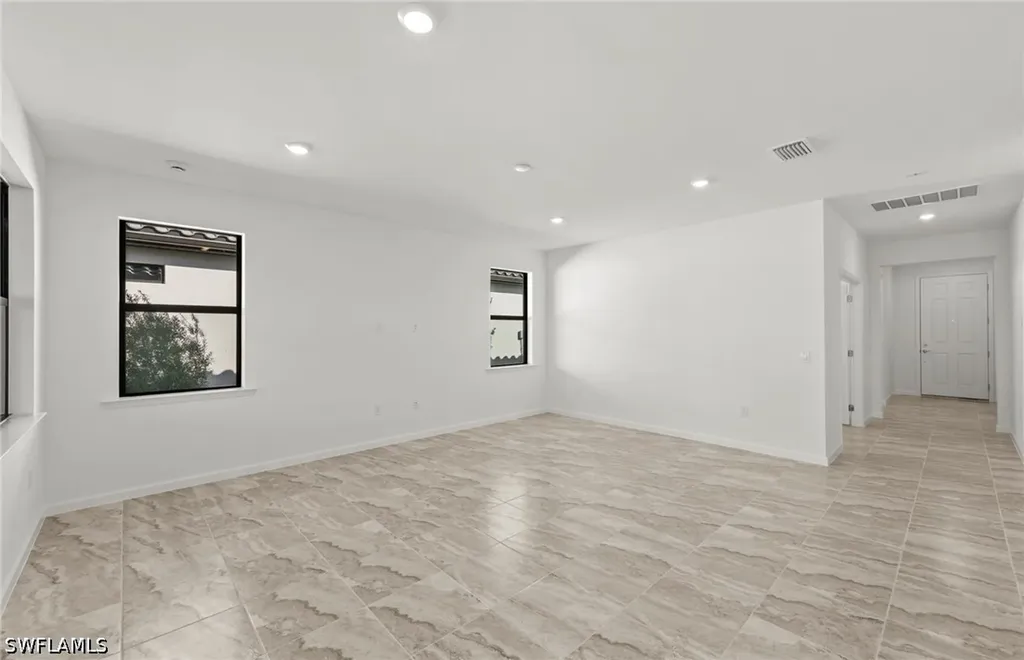 3922 E Hampton Circle Alva FL 33920