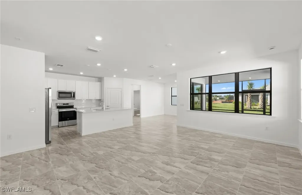 3922 E Hampton Circle Alva FL 33920