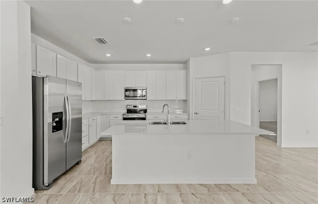 3922 E Hampton Circle Alva FL 33920