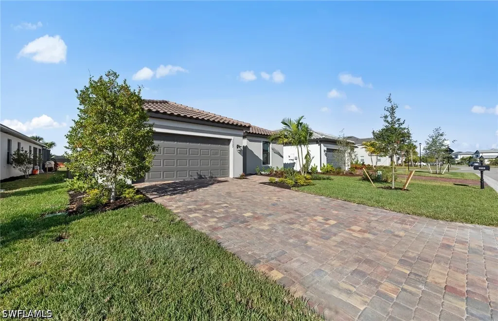 3922 E Hampton Circle Alva FL 33920