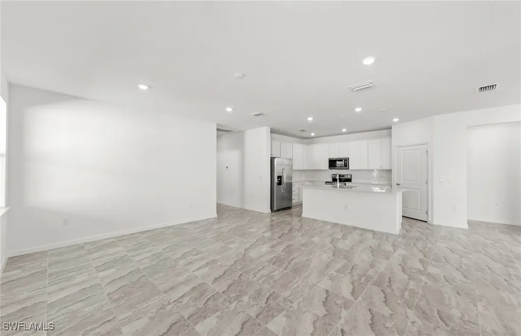 3922 E Hampton Circle Alva FL 33920