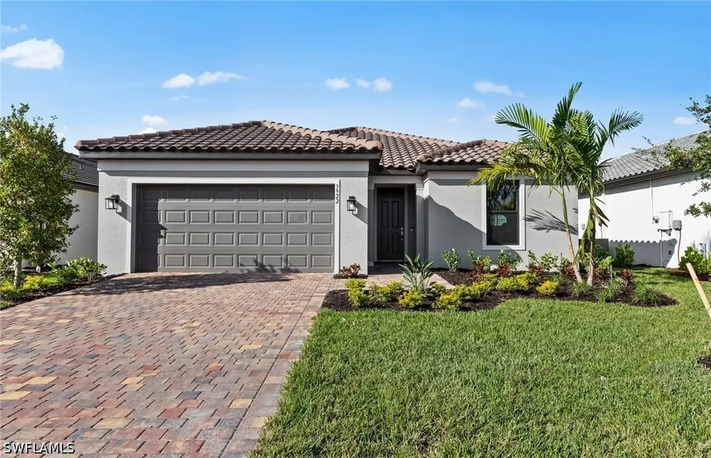 3922 E Hampton Circle Alva FL 33920