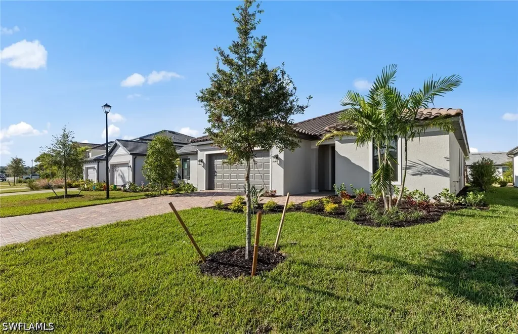 3922 E Hampton Circle Alva FL 33920