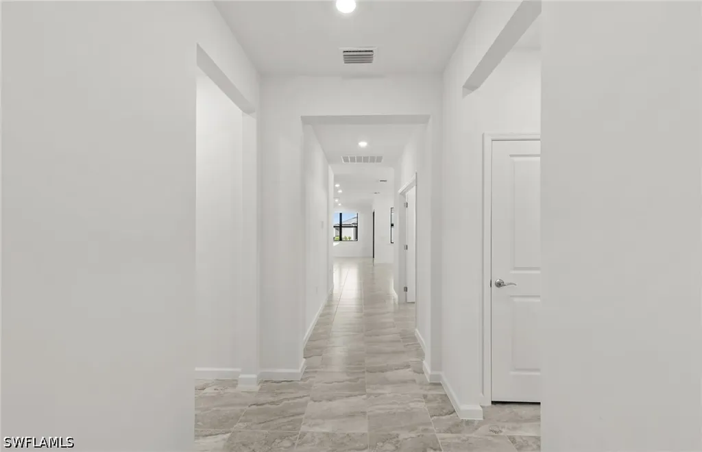 3922 E Hampton Circle Alva FL 33920