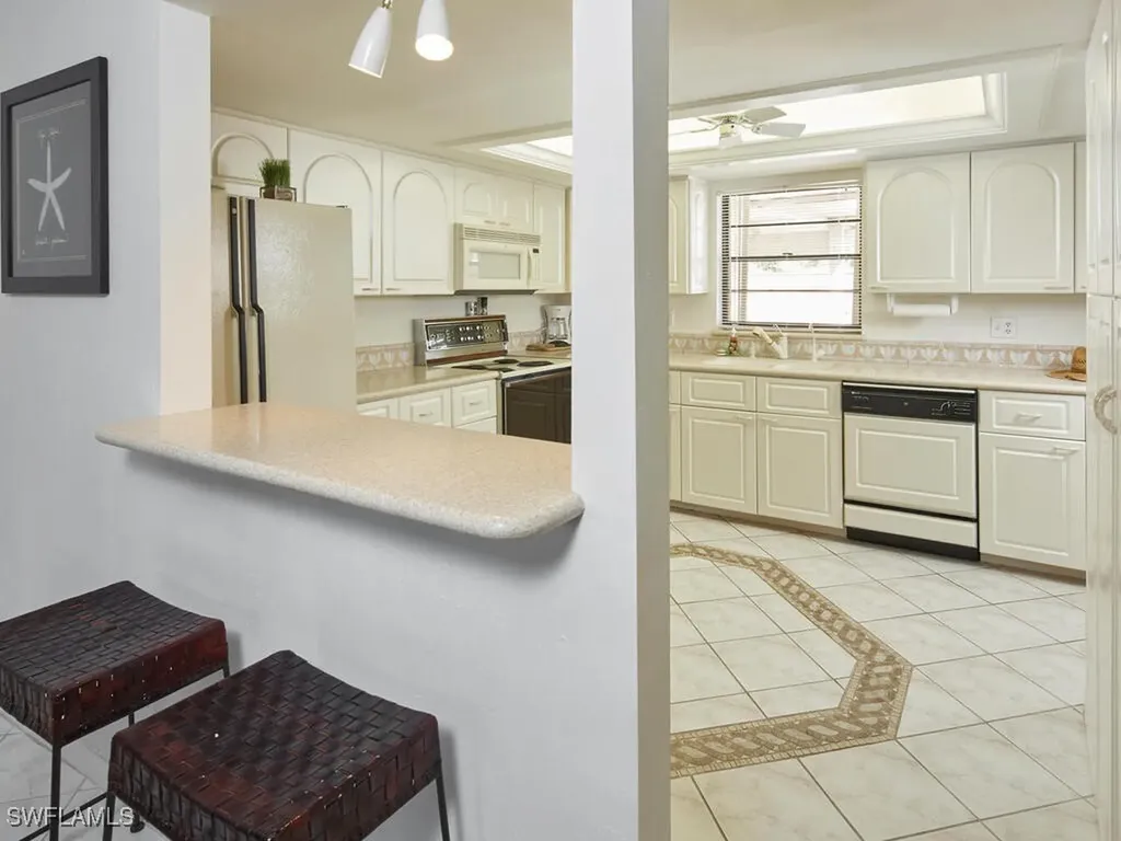 415 10th Avenue S Naples FL 34102