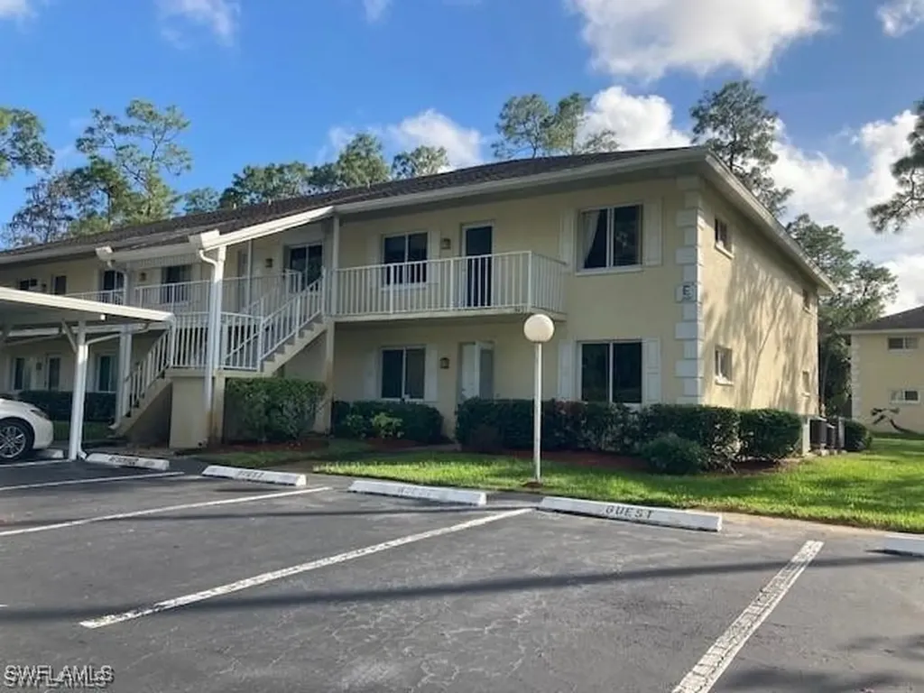 3491 County Barn Road Naples FL 34112