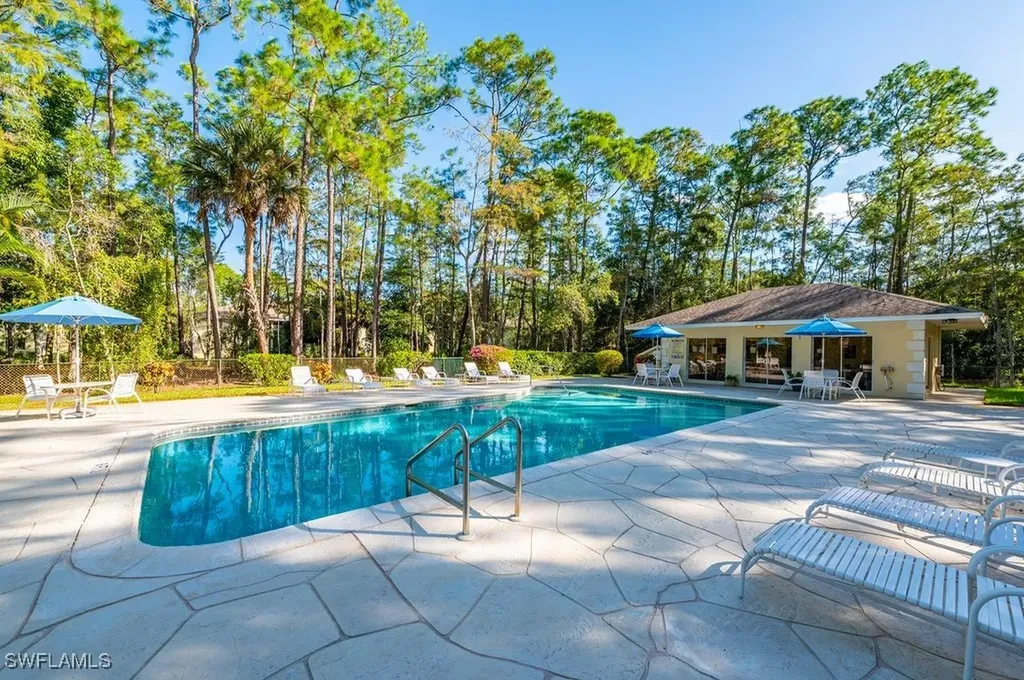 3491 County Barn Road Naples FL 34112