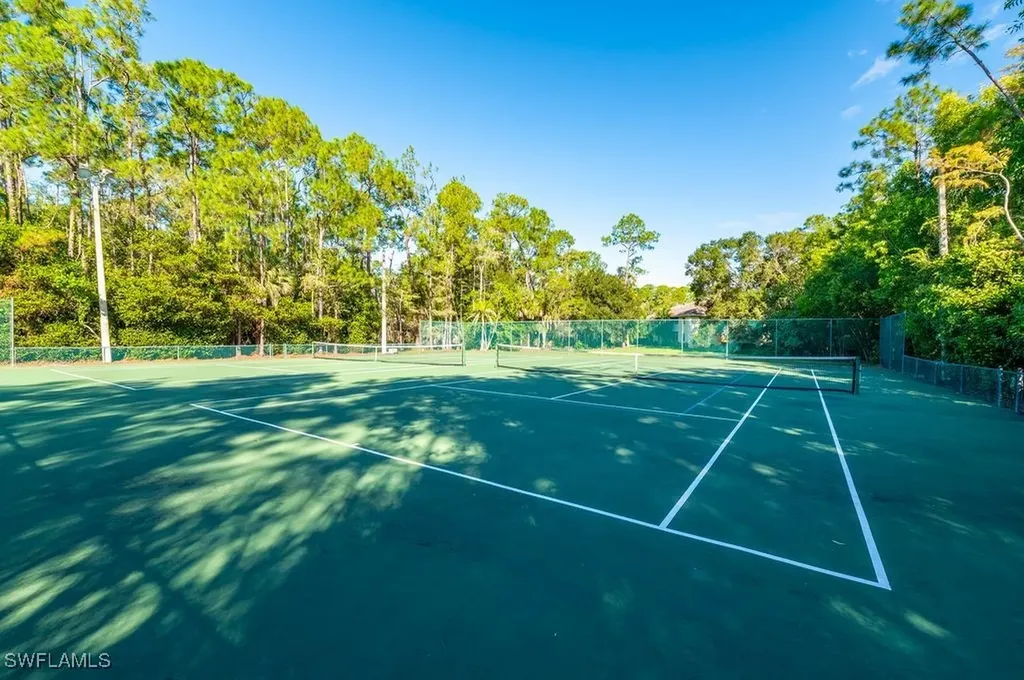 3491 County Barn Road Naples FL 34112