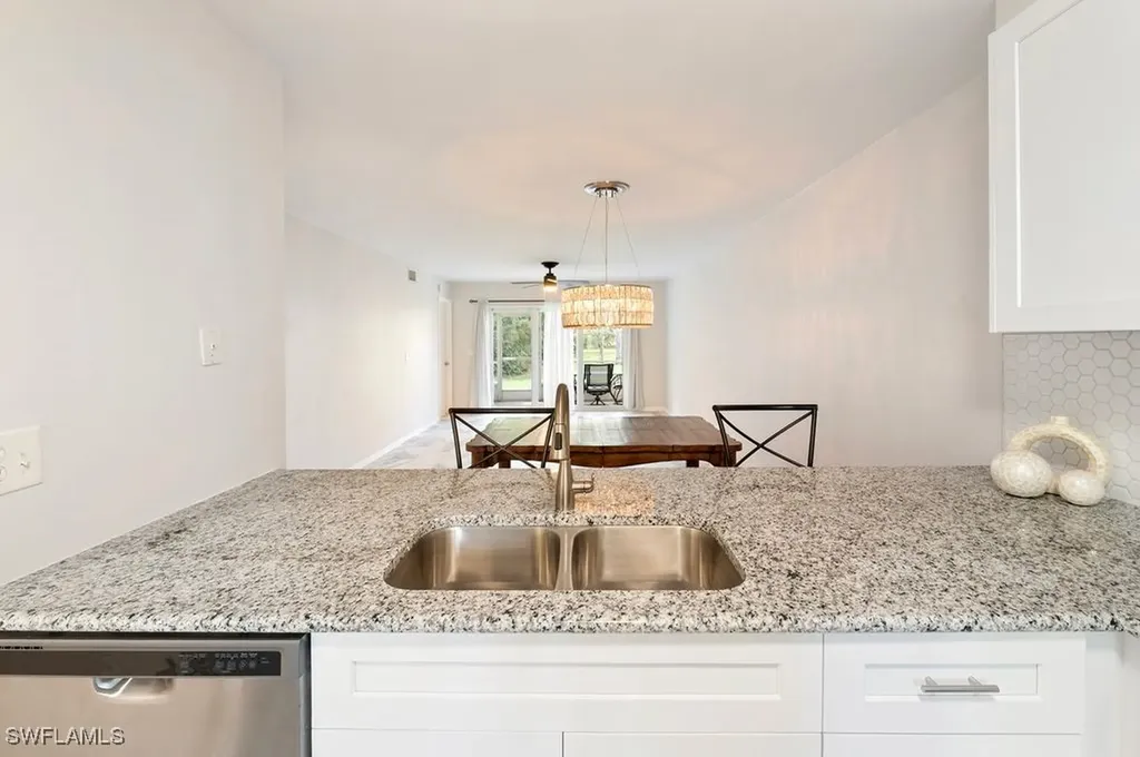 3491 County Barn Road Naples FL 34112