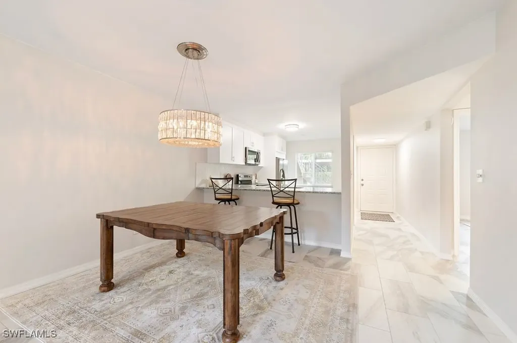 3491 County Barn Road Naples FL 34112