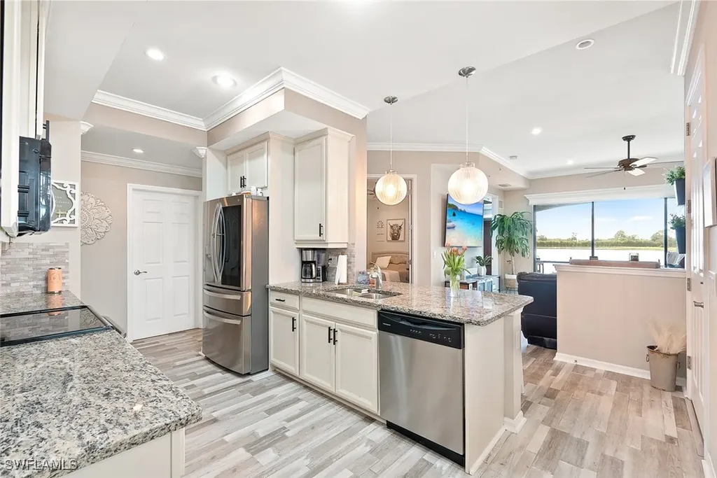 Bonita Springs FL, 11321 Monte Carlo Boulevard, Unit 102