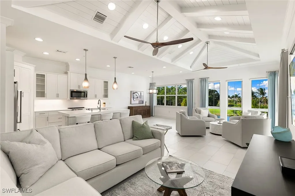 6585 Dominica Drive Naples FL 34113
