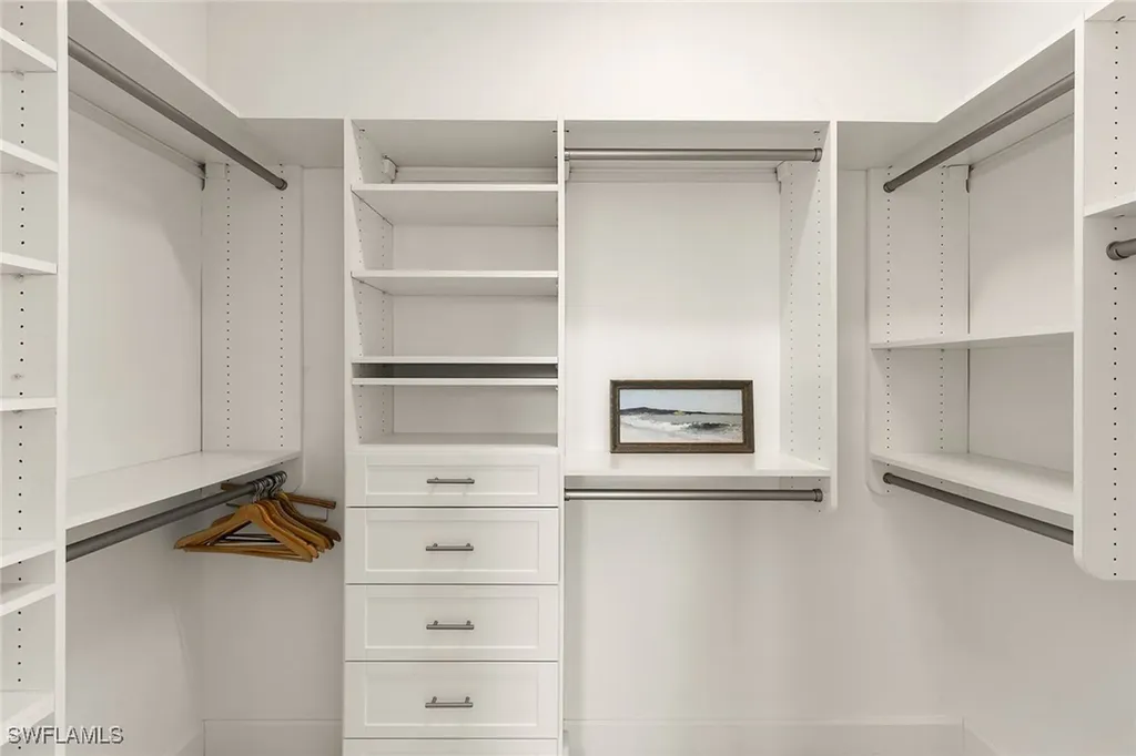 6585 Dominica Drive Naples FL 34113