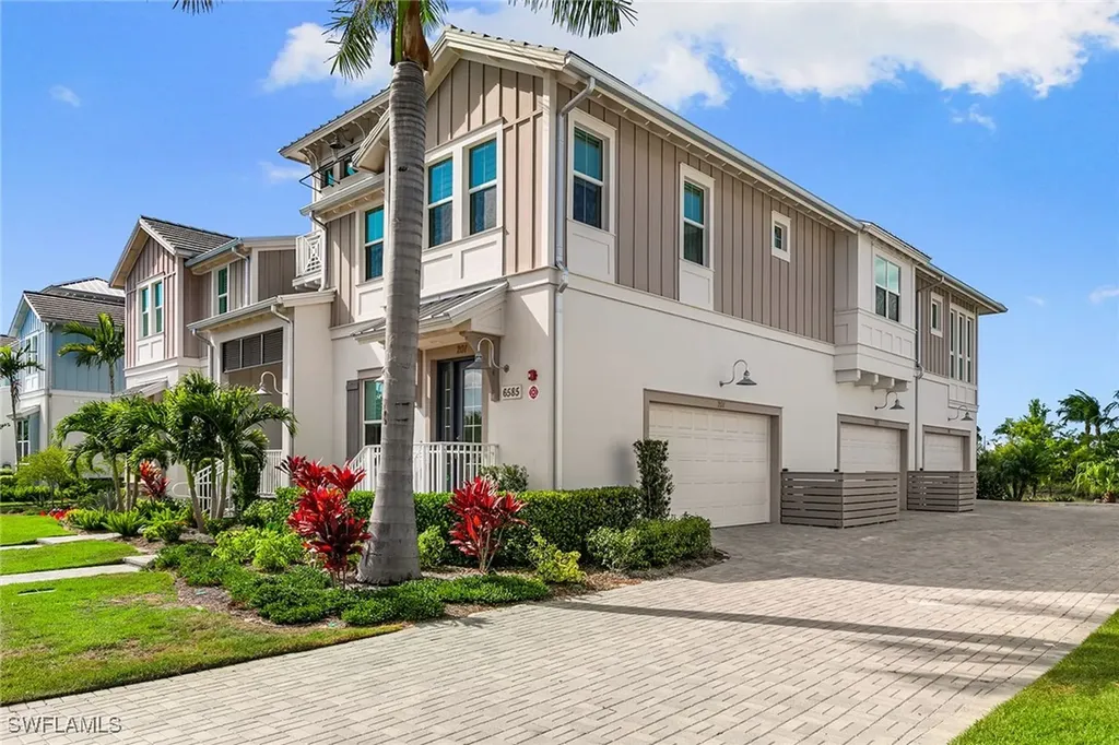 6585 Dominica Drive Naples FL 34113