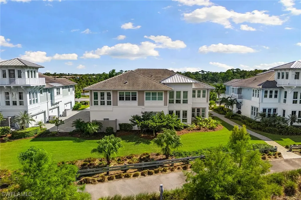 6585 Dominica Drive Naples FL 34113