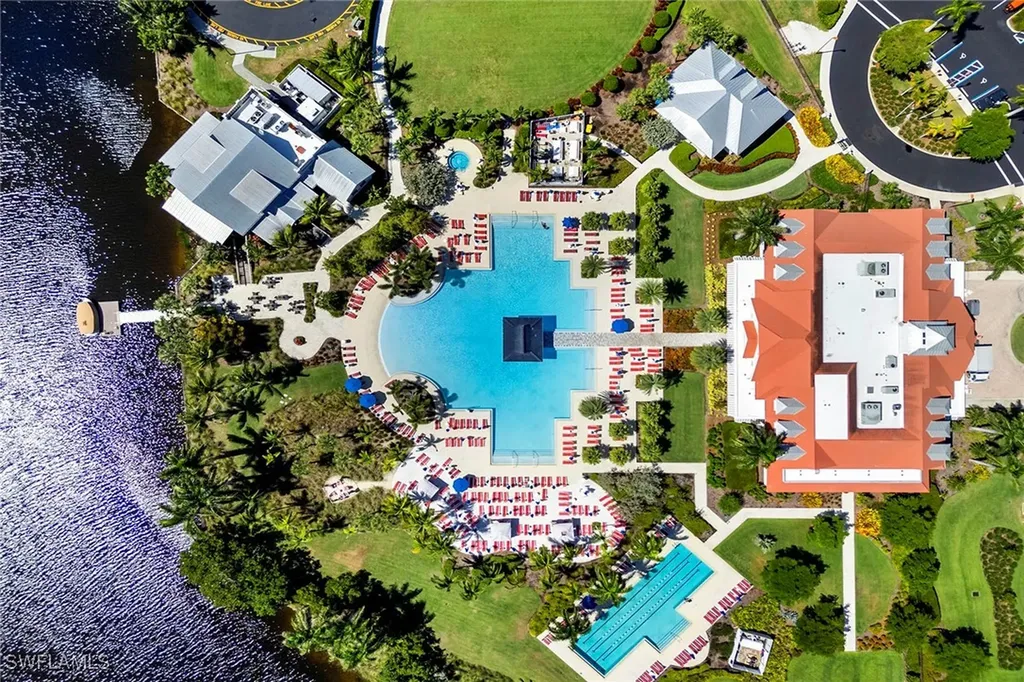 6585 Dominica Drive Naples FL 34113