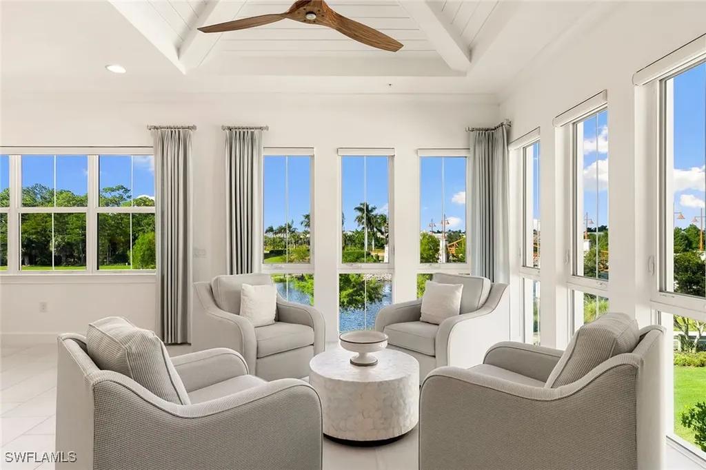 6585 Dominica Drive Naples FL 34113