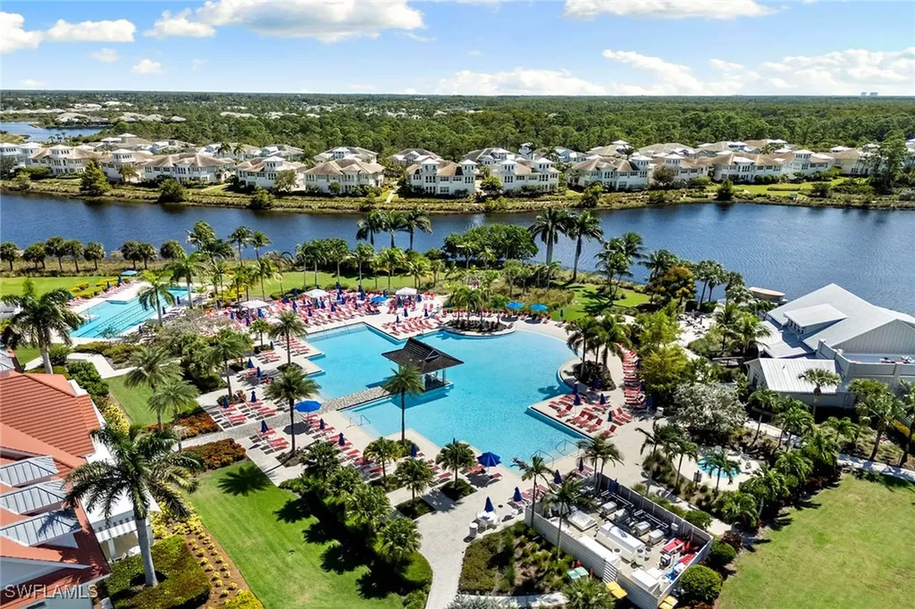 6585 Dominica Drive Naples FL 34113