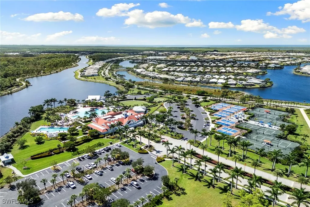 6585 Dominica Drive Naples FL 34113