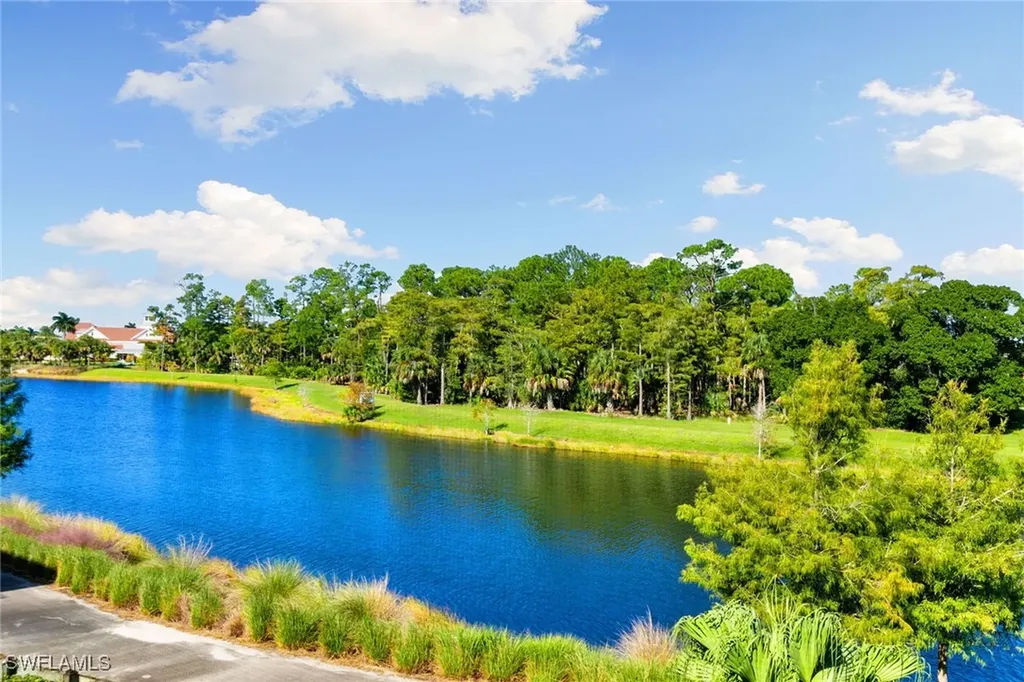 6585 Dominica Drive Naples FL 34113