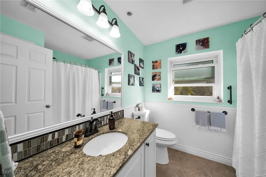 3922 NE 23rd Place Cape Coral FL 33909
