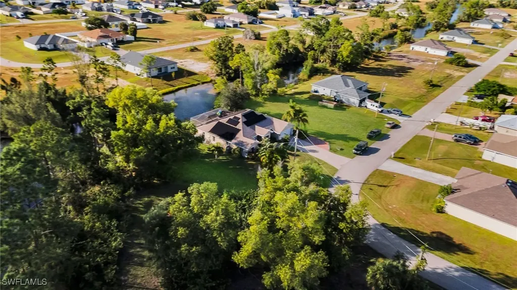 3922 NE 23rd Place Cape Coral FL 33909