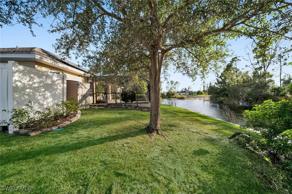 3922 NE 23rd Place Cape Coral FL 33909