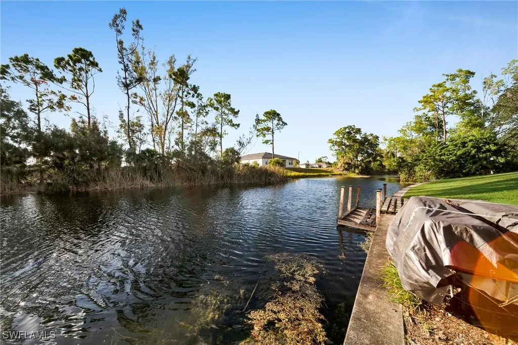 3922 NE 23rd Place Cape Coral FL 33909