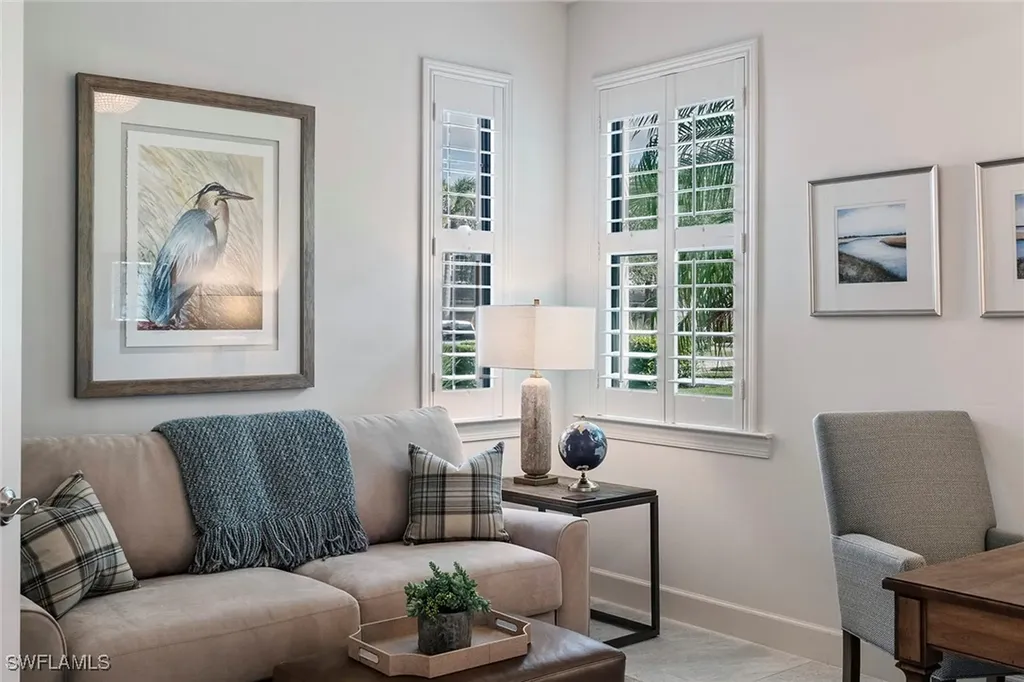 Naples FL, 12010 Covent Garden Court, Unit 104