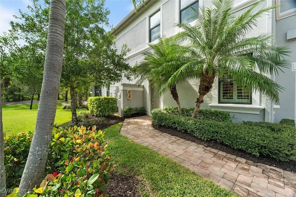 12010 Covent Garden Court Naples FL 34120