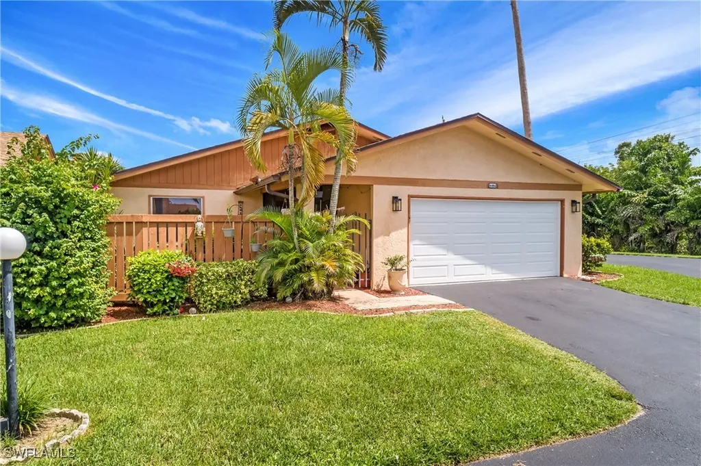 6484 Royal Woods Drive Fort Myers FL 33908
