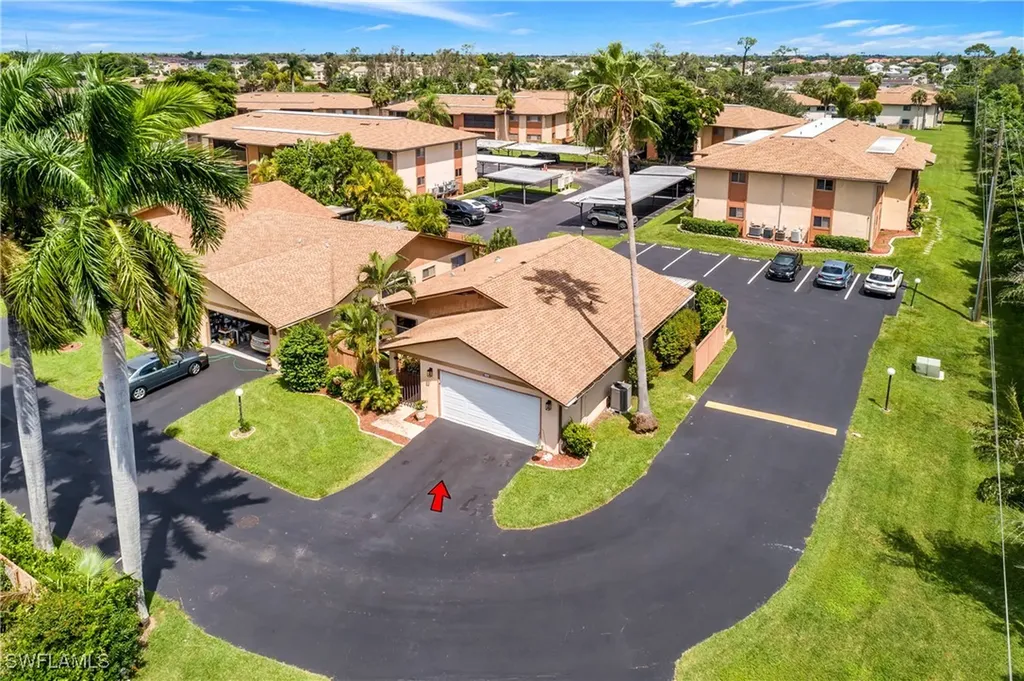 6484 Royal Woods Drive Fort Myers FL 33908
