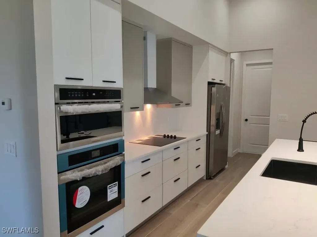 1827 NW 28th Avenue Cape Coral FL 33993
