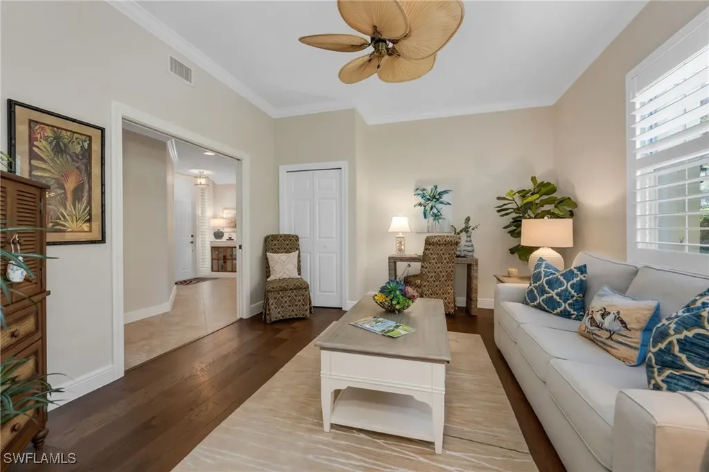 566 Vintage Reserve Lane Naples FL 34119