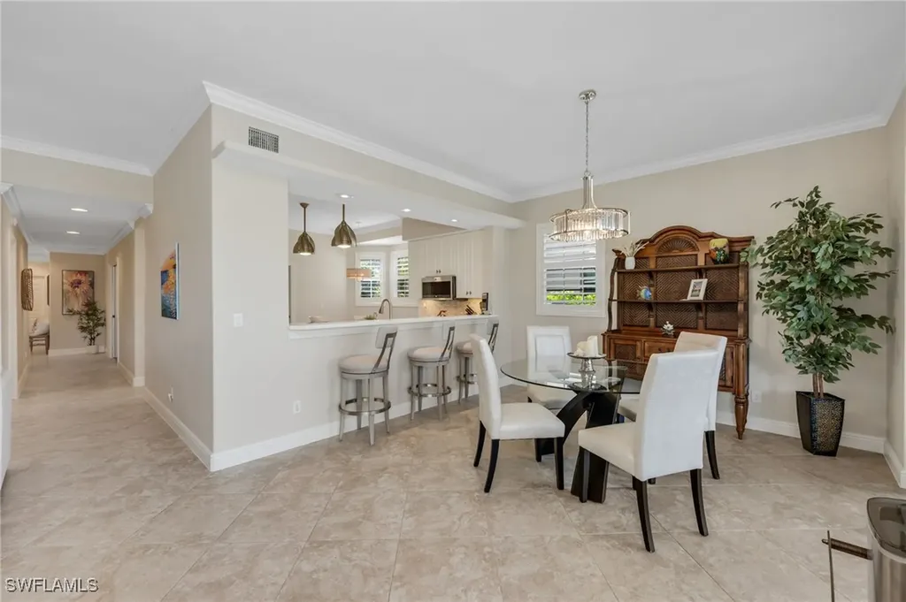 566 Vintage Reserve Lane Naples FL 34119