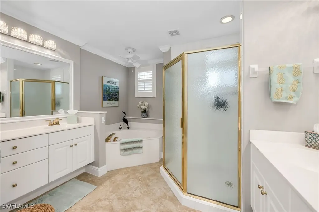 566 Vintage Reserve Lane Naples FL 34119