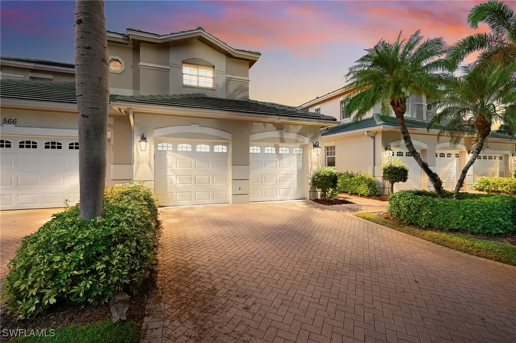 566 Vintage Reserve Lane Naples FL 34119