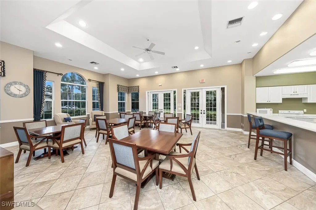 566 Vintage Reserve Lane Naples FL 34119
