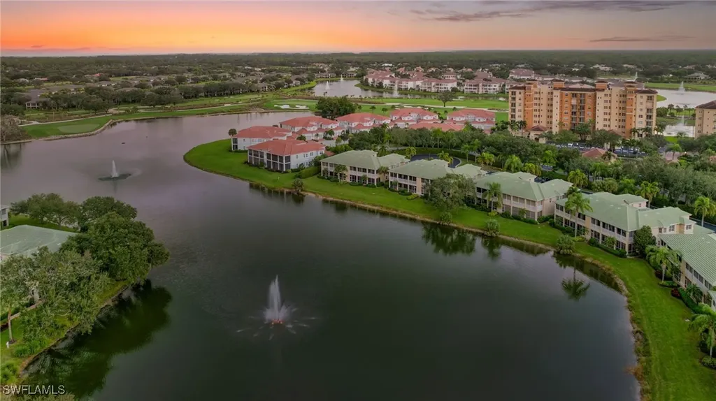 566 Vintage Reserve Lane Naples FL 34119